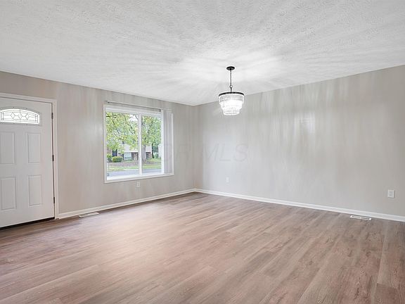 2nd image of 2884 Liberty Bell Ln