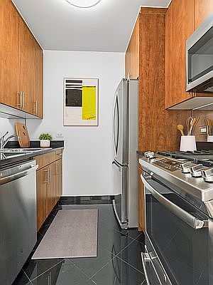 5th image of 265 E 66th St APT 12G