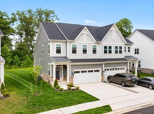 428 Waters Landing Dr, Essex, MD 21221