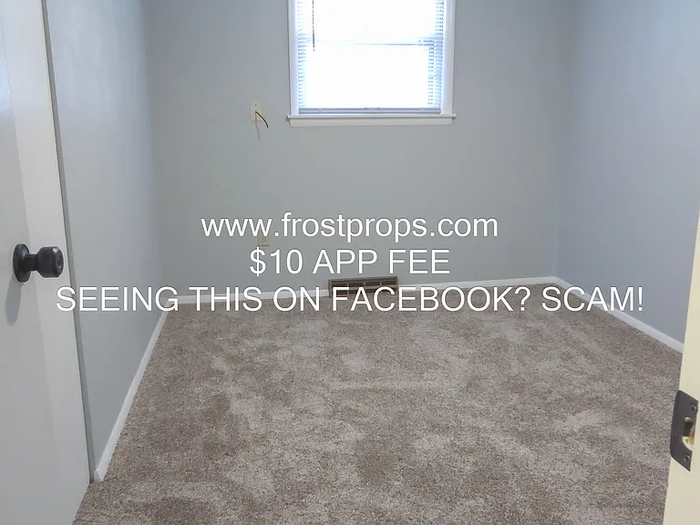 1310 Whitney Ln — Photo 19