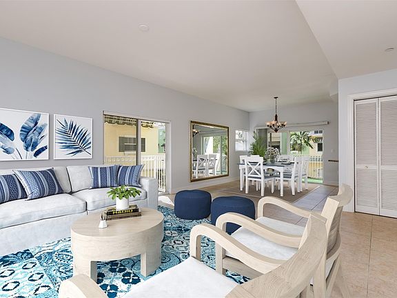 5th image of 630 SE 15th Street #4