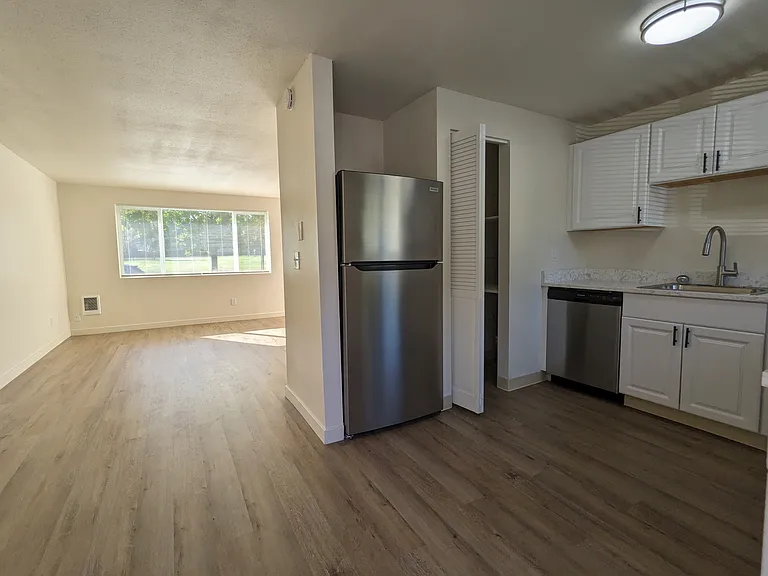 4063 N Alaska St #4063 — Photo 23