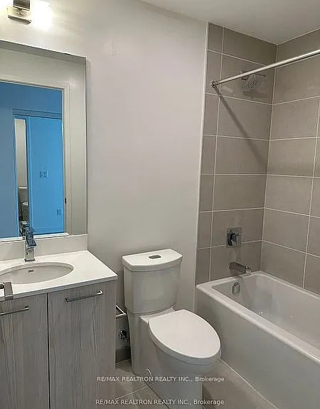 65 Mutual St #2906 — Photo 5