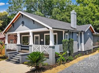 1220 Effingham Rd, Charlotte, NC 28208