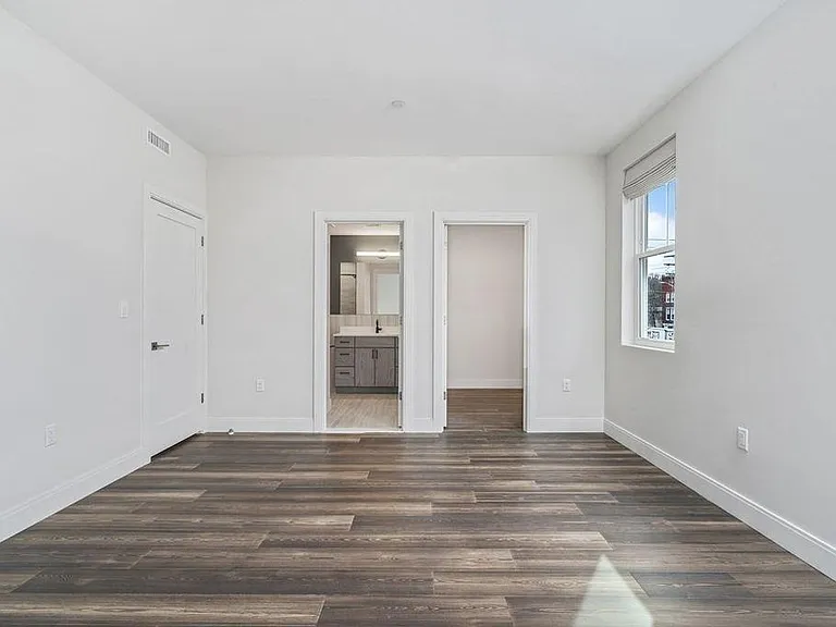 429 Cherry St #12 — Photo 8