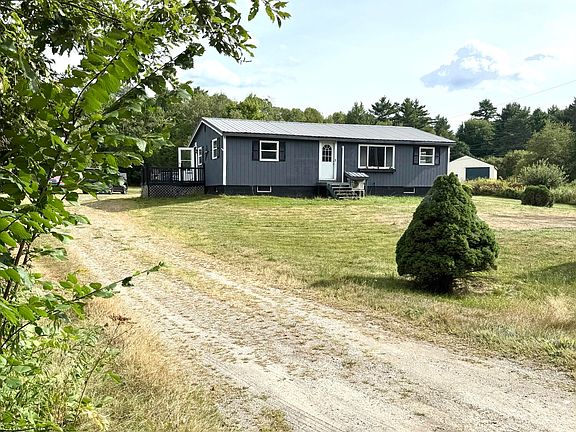 2nd image of 40 Cove Road