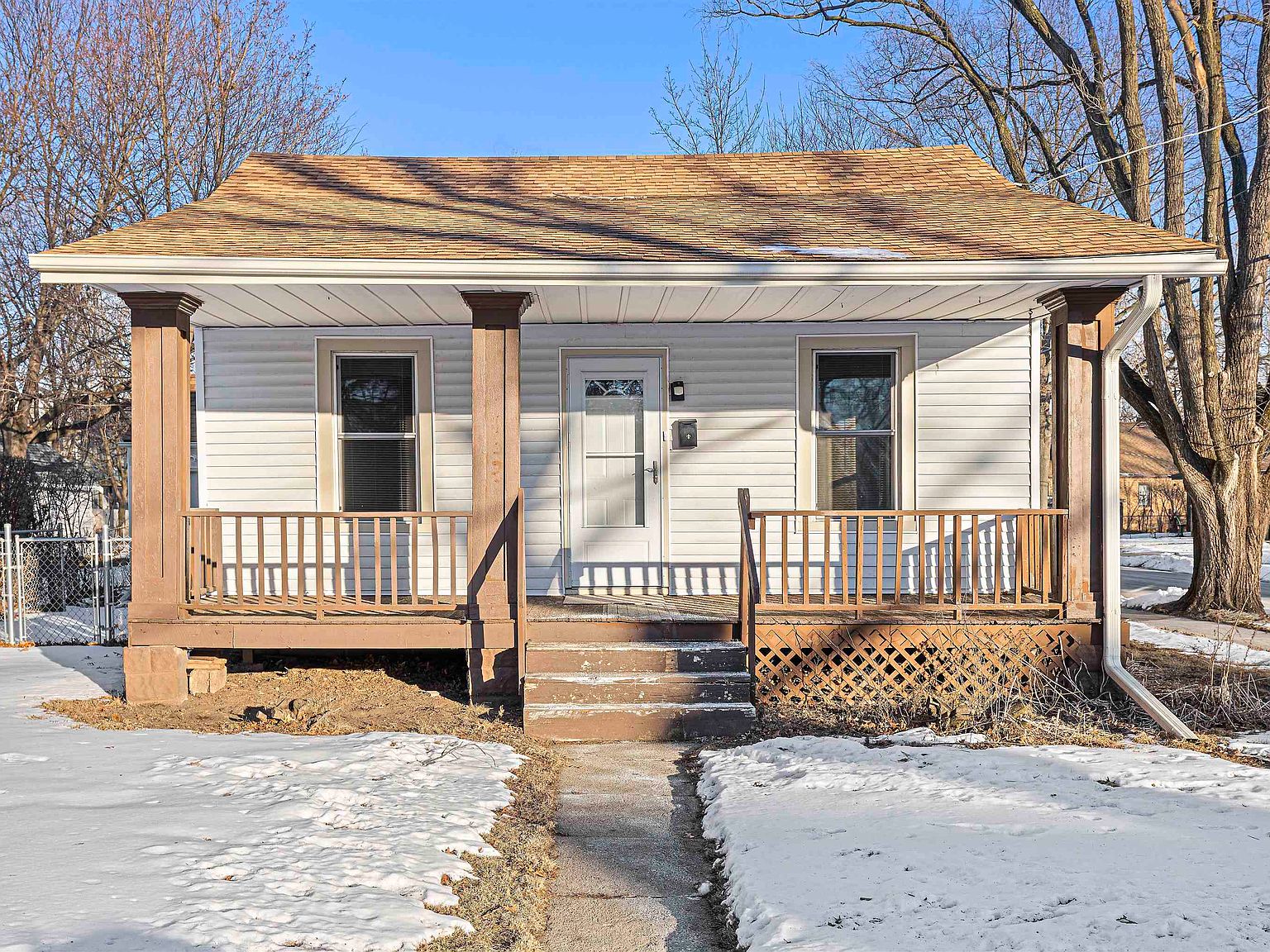 2001 Grant Ave, Rockford, IL 61103 Zillow