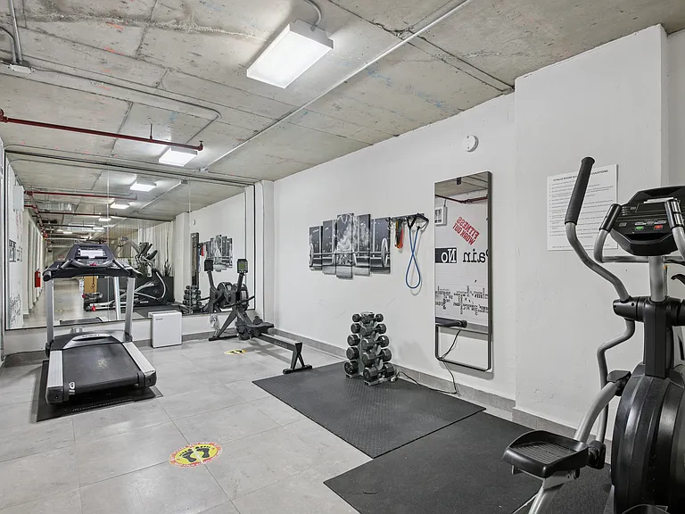 42-50 27th St #4D — Photo 10