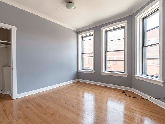 3rd image of 3652 S Wallace St #2S