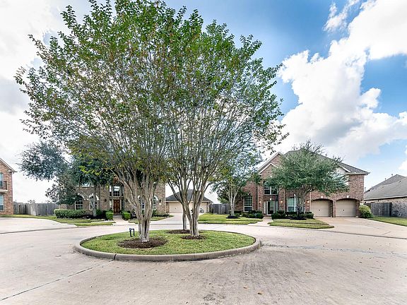 3rd image of 1732 Walden Creek Ct