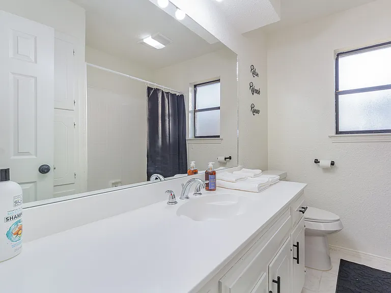 501 Field St — Photo 24