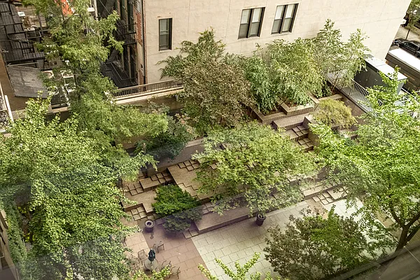 Rented by Brown Harris Stevens | media 7