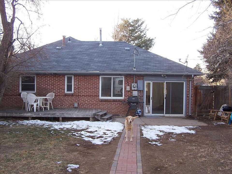 Large Backyard w/Deck and Patio, sorry, puppy not included!