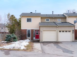 15 Tarquin Cres, Ottawa, ON K2H 8J7