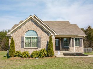 226 Gentry Crossings Blvd, Mount Washington, KY 40047