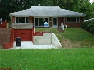 1404 Midland Blvd, Saint Louis, MO 63130