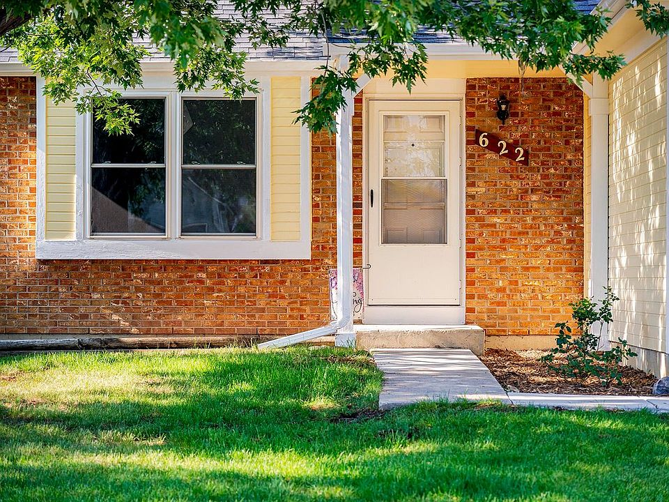 1st image of 622 Dahlia Way