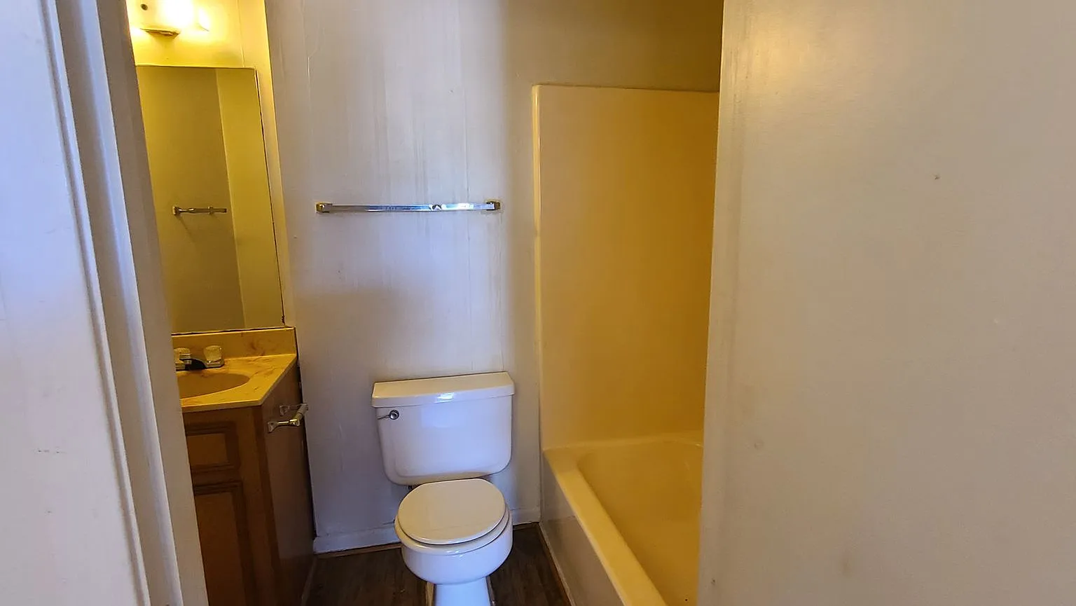 Efficiency Apartment in Huntsville — Photo 4