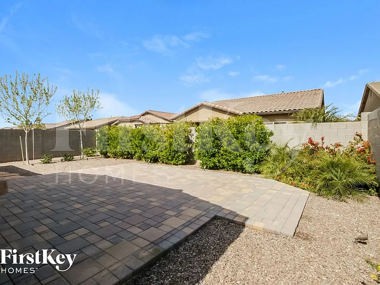 376 W Flame Tree Ave — Photo 14