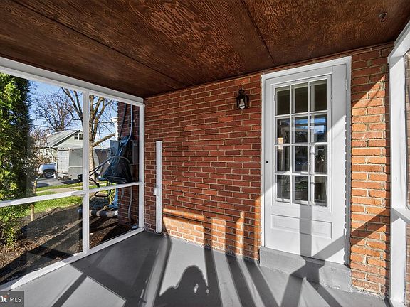 2nd image of 4901 Tuckerman St