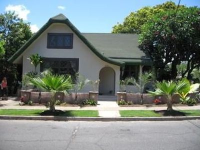 2830 Coconut Ave, Honolulu, HI, 96815