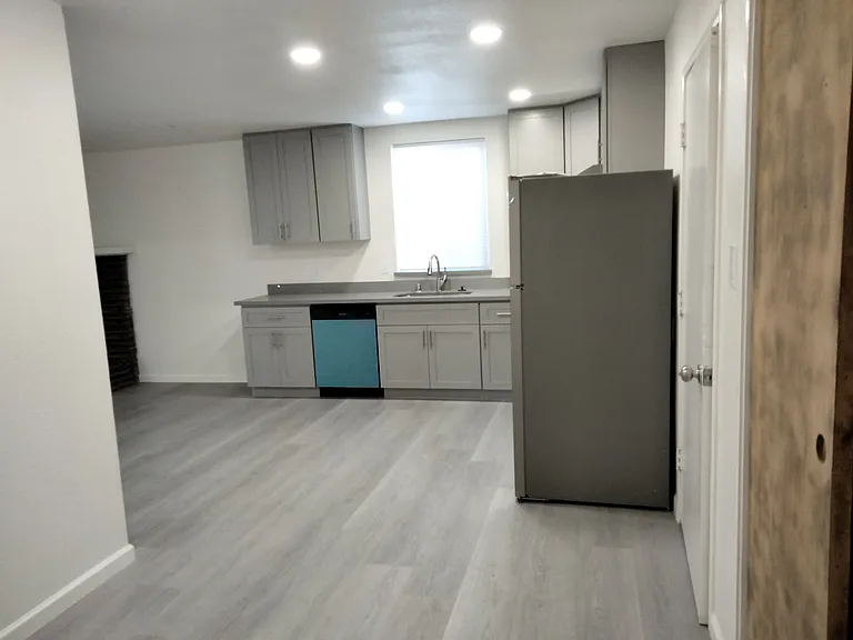 1028 Durness Pl — Photo 8