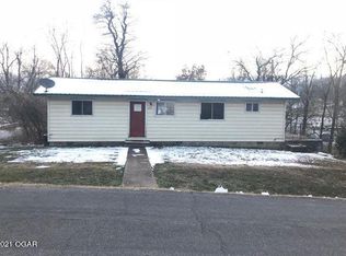 1229 Reid Rd, Neosho, MO 64850