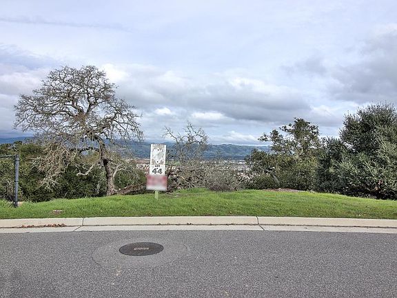 3rd image of 2244 Banyon Ct