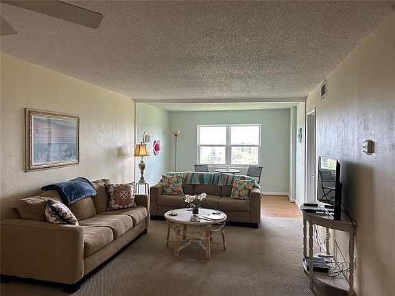 4th image of 4157 Lake Bayshore Dr #C515