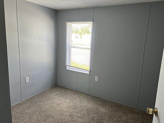 4th image of 708 W Elm Ave #230