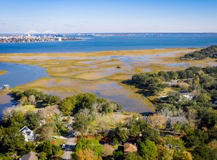 608 N Shore Dr, Charleston, SC 29412