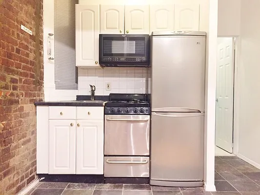 Rented by Best Apartments North Inc | media 42