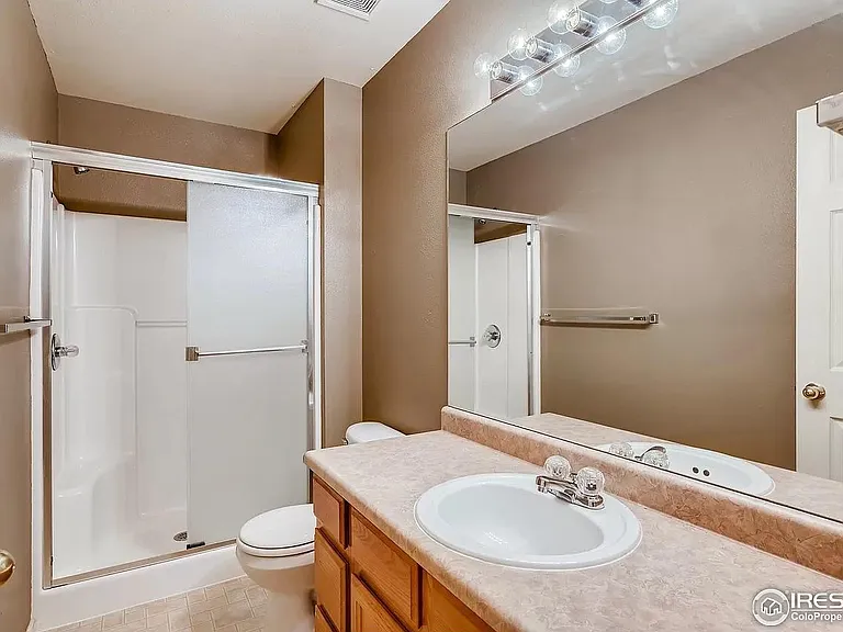 Upstairs bathroom