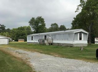 1611 Filmore St, Metropolis, IL 62960