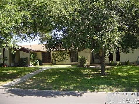 4th image of 8308 York Dr