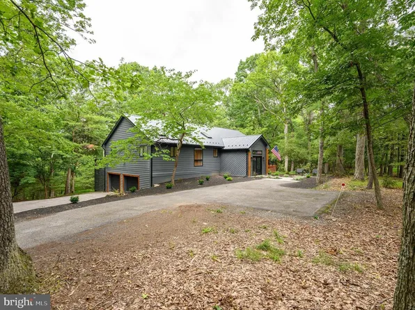 228 Rising Sun Rd, Hedgesville, WV 25427