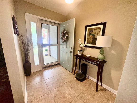 5th image of 3582 Wexford Ct #2