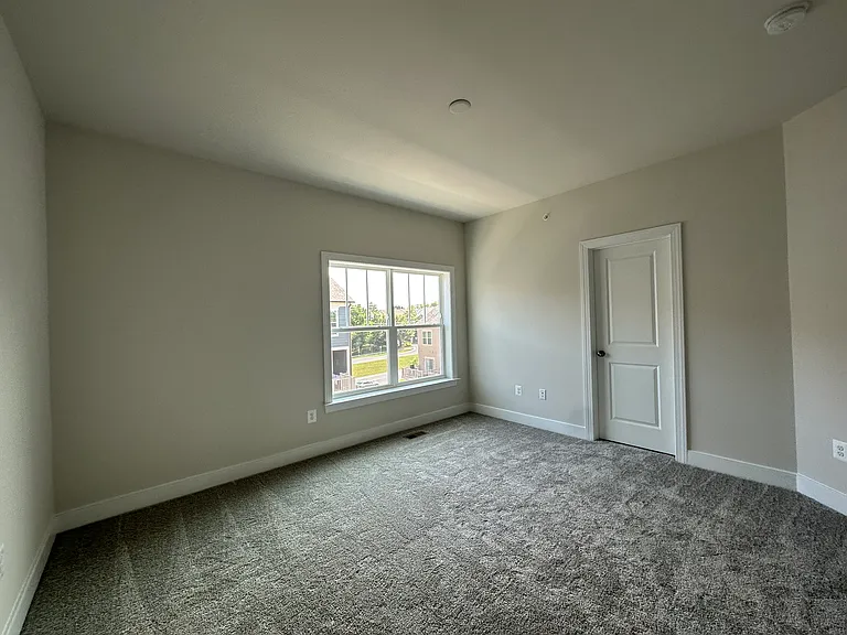 1218 Vermeer Ave — Photo 9