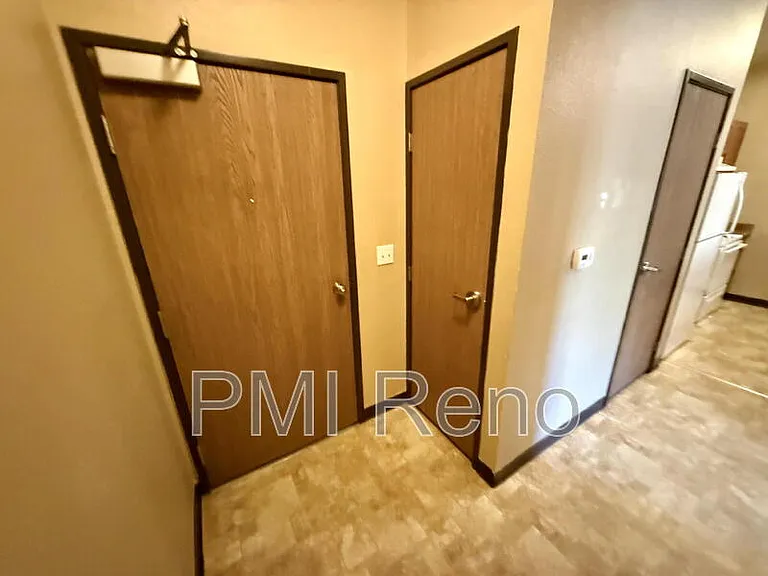 Big Horn Apartments — Photo 39