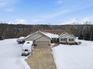 W4325 Tower Ln, La Crosse, WI 54601