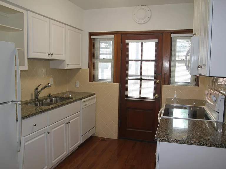 8108 Delmar Blvd #1W — Photo 7