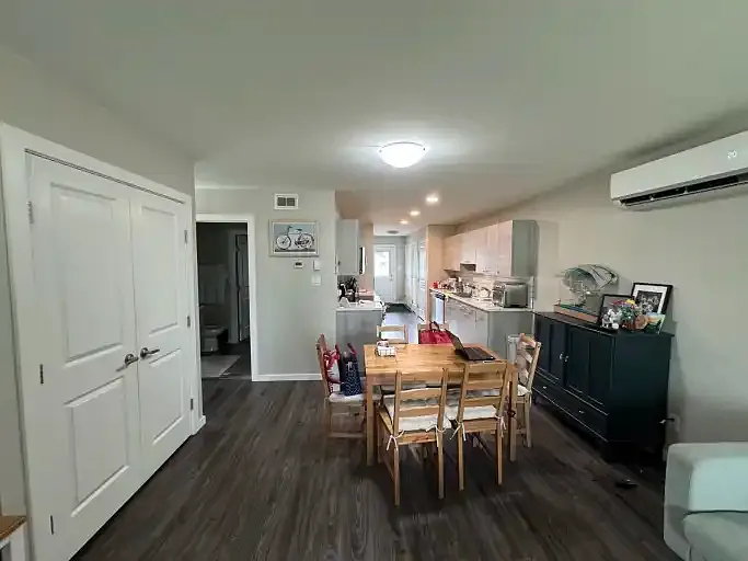 28 A Regal Ave #1A — Photo 3