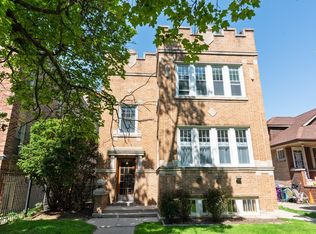 6422 N Maplewood Ave, Chicago, IL 60645