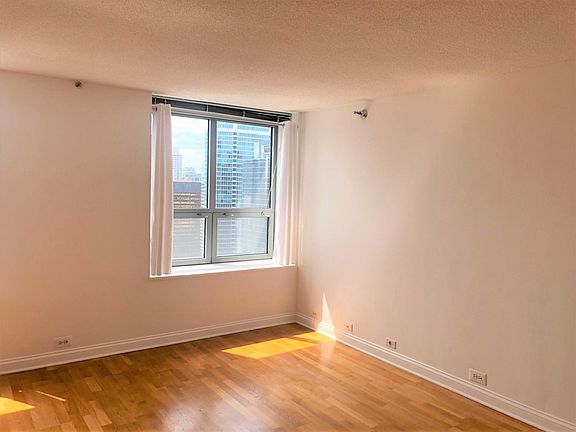 3rd image of 474 N Lake Shore Dr APT 4401