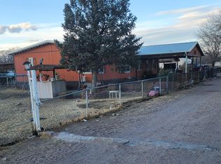 2405 Metzgar Rd SW, Albuquerque, NM 87105