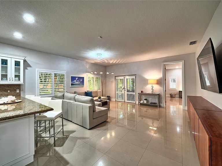 69 Bahama Ave — Photo 6