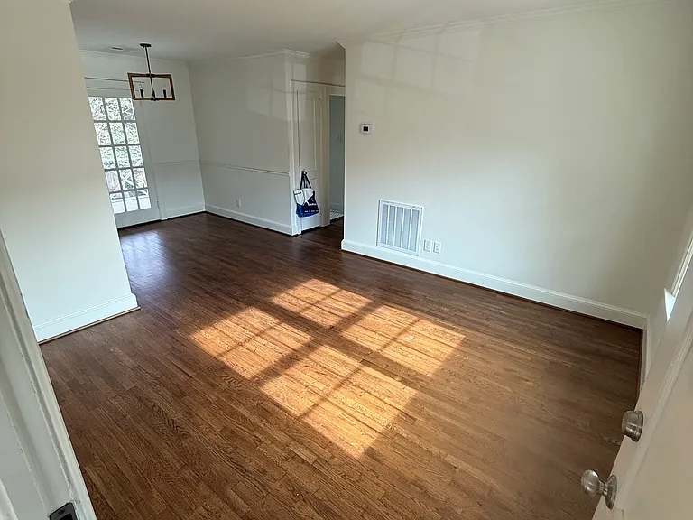 2114 Brandon Cir #4 — Photo 12