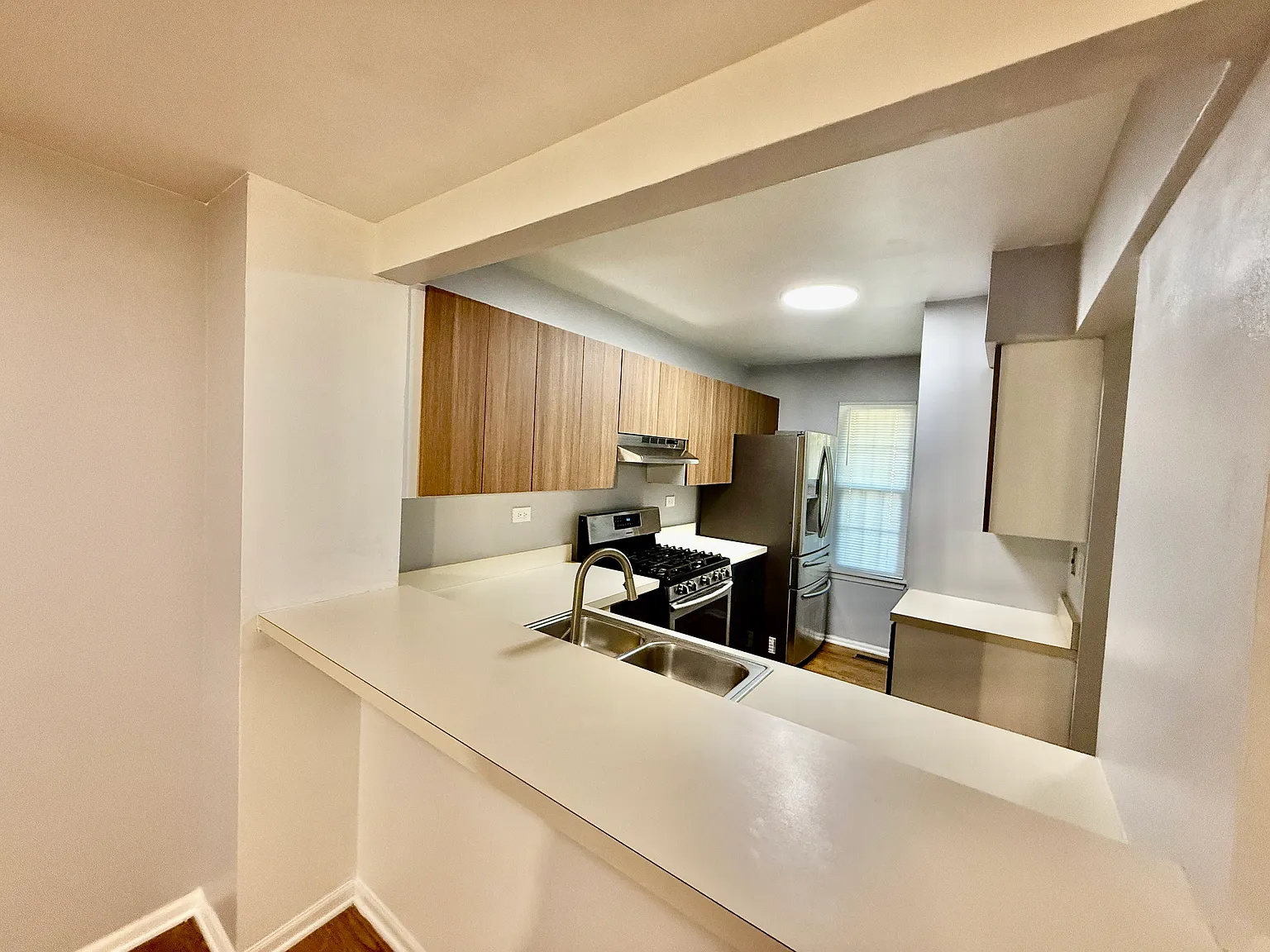 2 bed, 2.5 bath, 1400 sqft, $2,750 — Photo 4