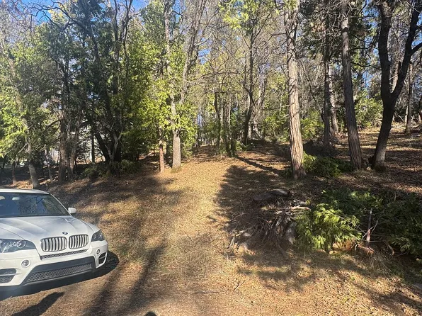 22123 Thunderbolt Dr, Sonora, CA 95370