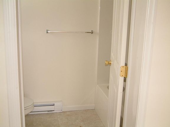 5th image of 1866 Windemere Ln